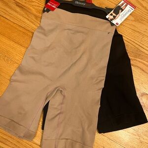 Skinny girl shaping shorts set of 2
